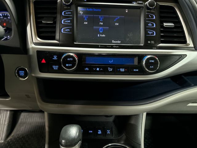 Thumbnail: 2019 Toyota Highlander - 24
