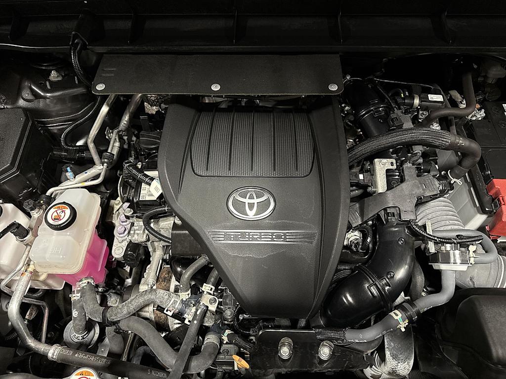 Thumbnail: 2023 Toyota Highlander - 8
