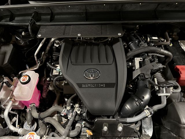 Thumbnail: 2023 Toyota Highlander - 8