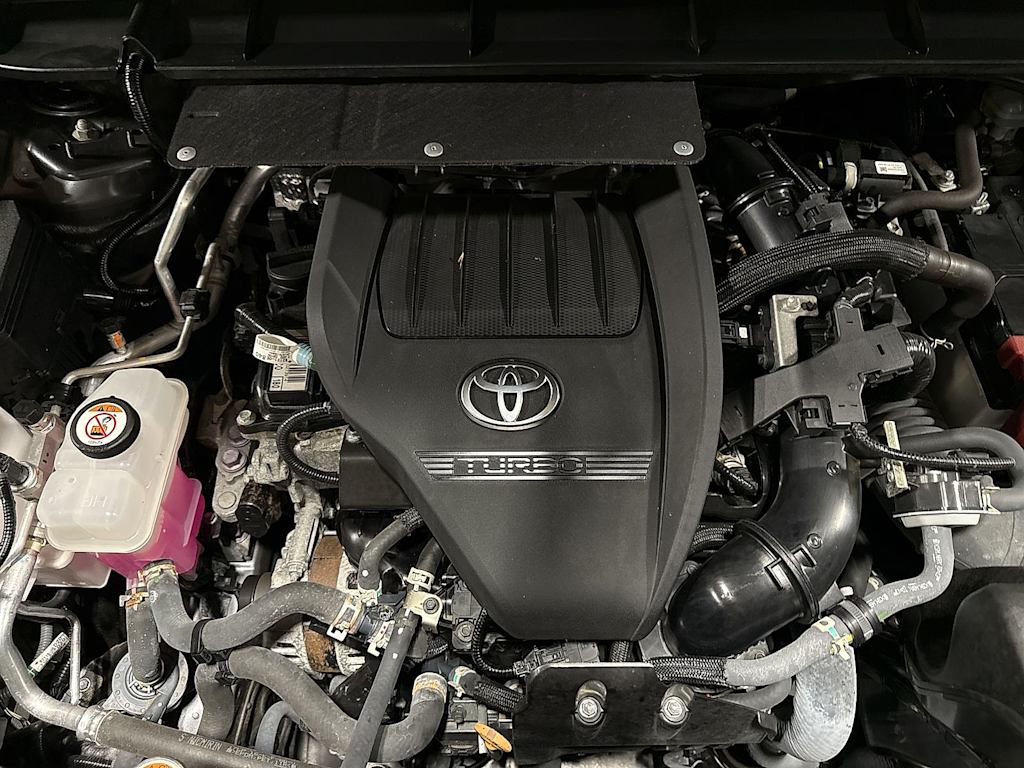 Thumbnail: 2023 Toyota Highlander - 8