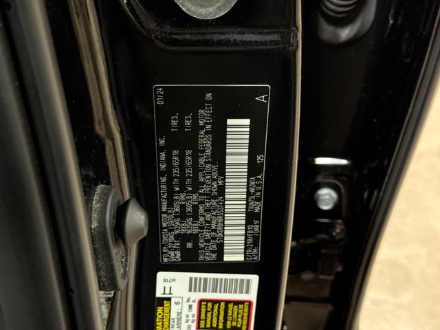 Thumbnail: 2024 Toyota Highlander - 18