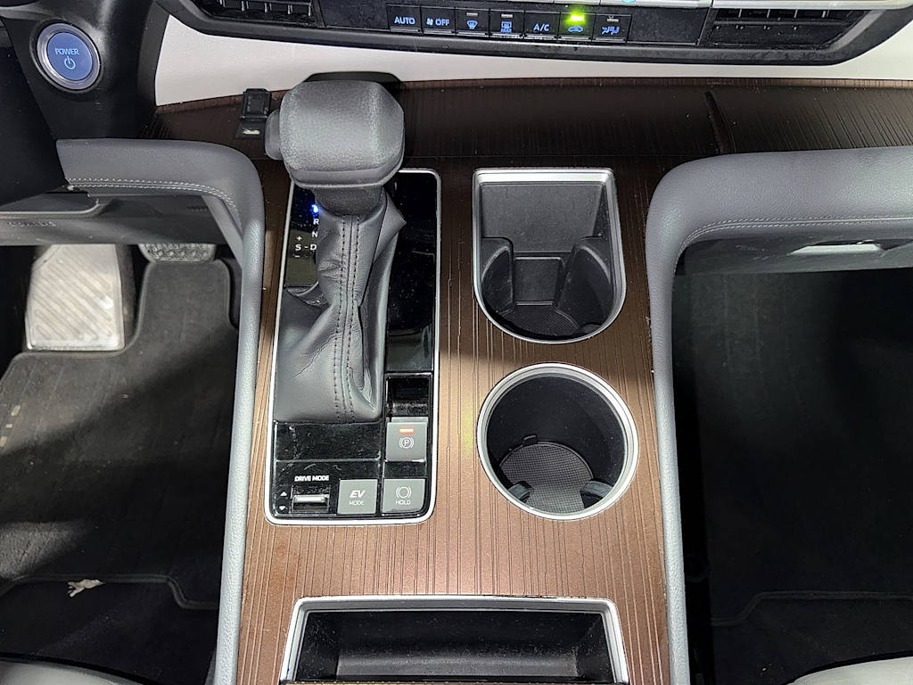 Thumbnail: 2022 Toyota Sienna - 14