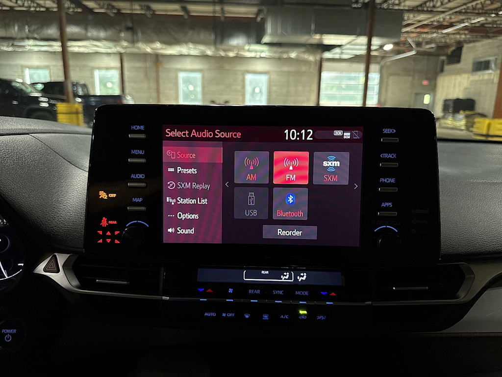 Thumbnail: 2022 Toyota Sienna - 24