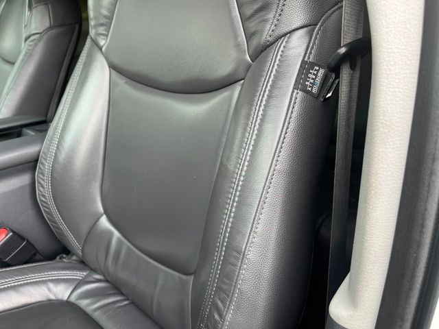 Thumbnail: 2022 Toyota Sienna - 5