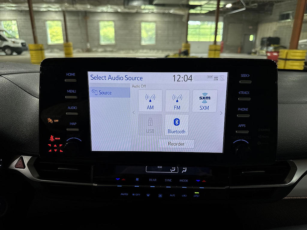 Thumbnail: 2022 Toyota Sienna - 12