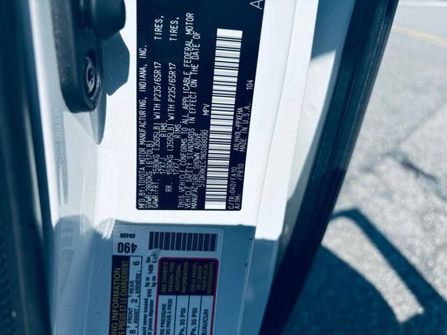 Thumbnail: 2022 Toyota Sienna - 8