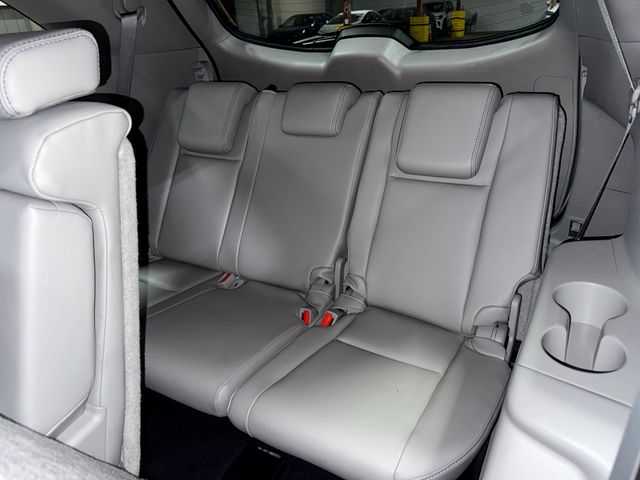 Thumbnail: 2017 Toyota Highlander - 23
