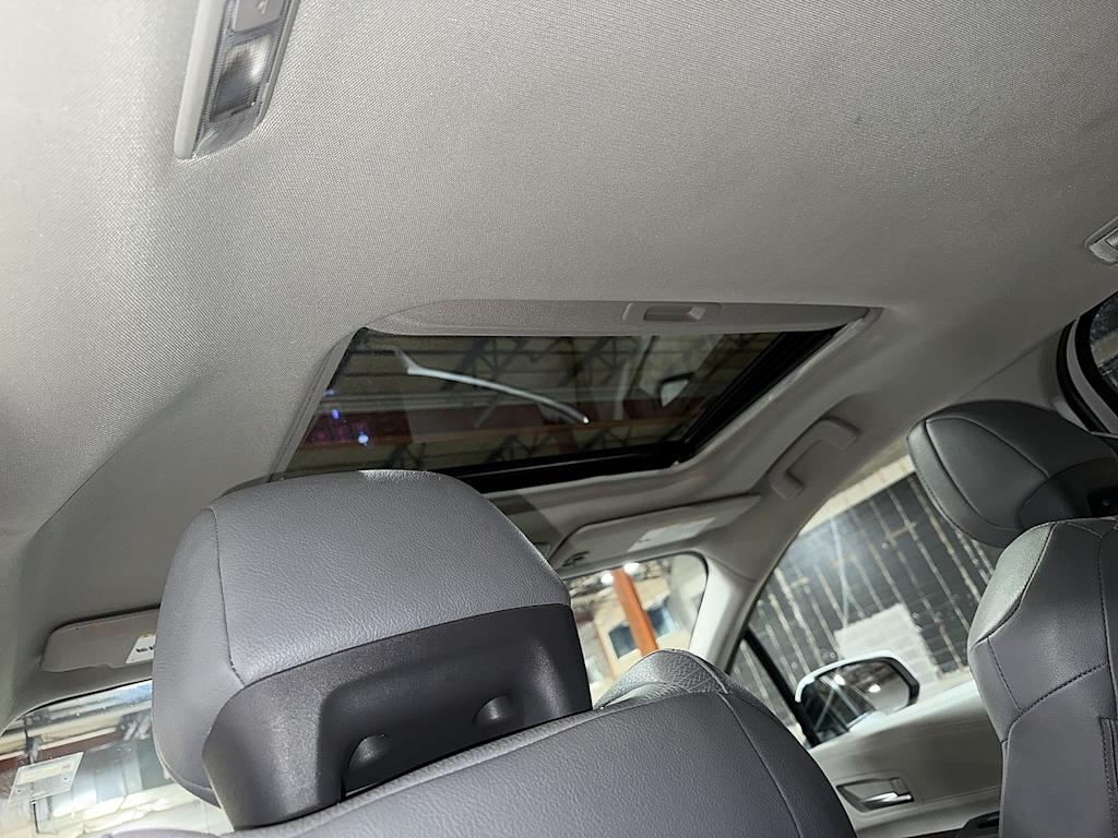 Thumbnail: 2024 Toyota Sienna - 27