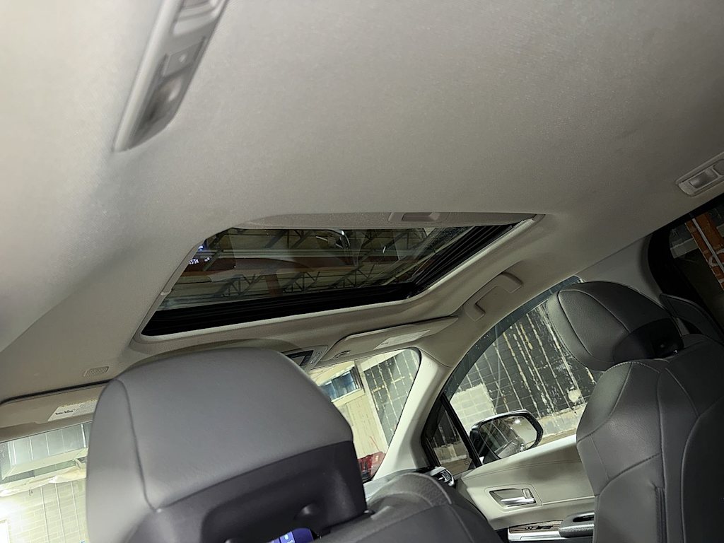 Thumbnail: 2022 Toyota Sienna - 28