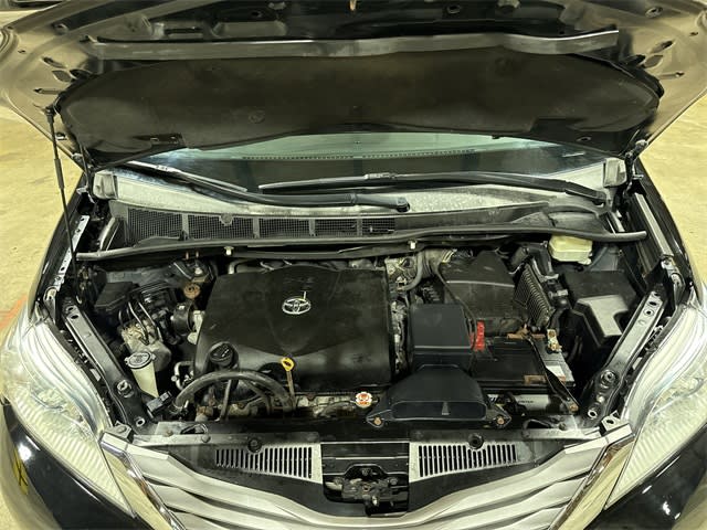 2017 Toyota Sienna XLE 7