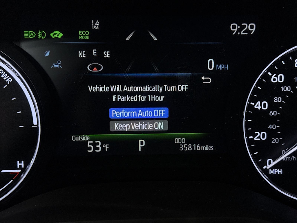 Thumbnail: 2023 Toyota Sienna - 14