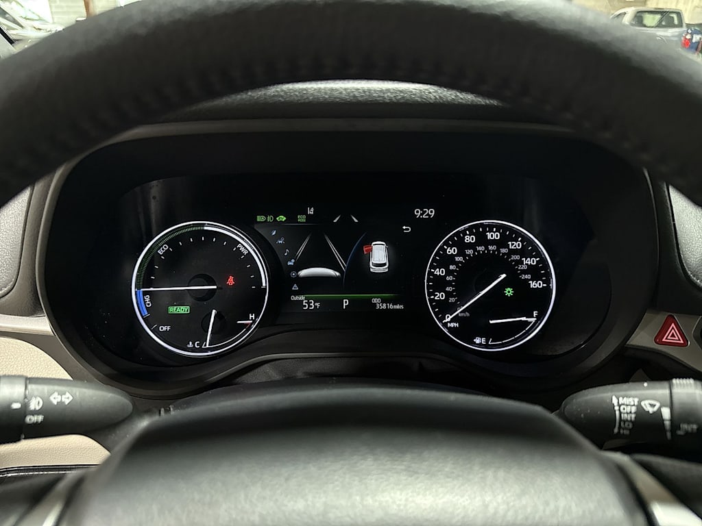 Thumbnail: 2023 Toyota Sienna - 37