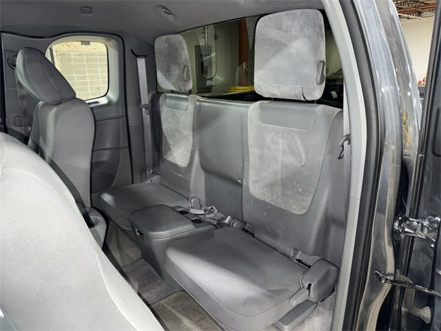 2009 Toyota Tacoma SR5 11
