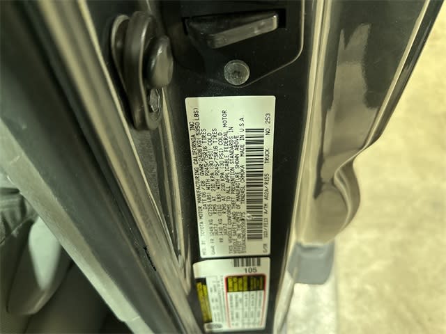 2009 Toyota Tacoma SR5 17