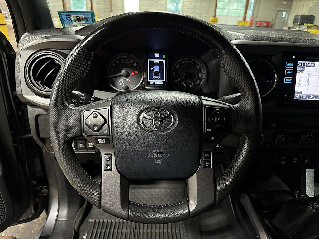 Thumbnail: 2018 Toyota Tacoma - 9