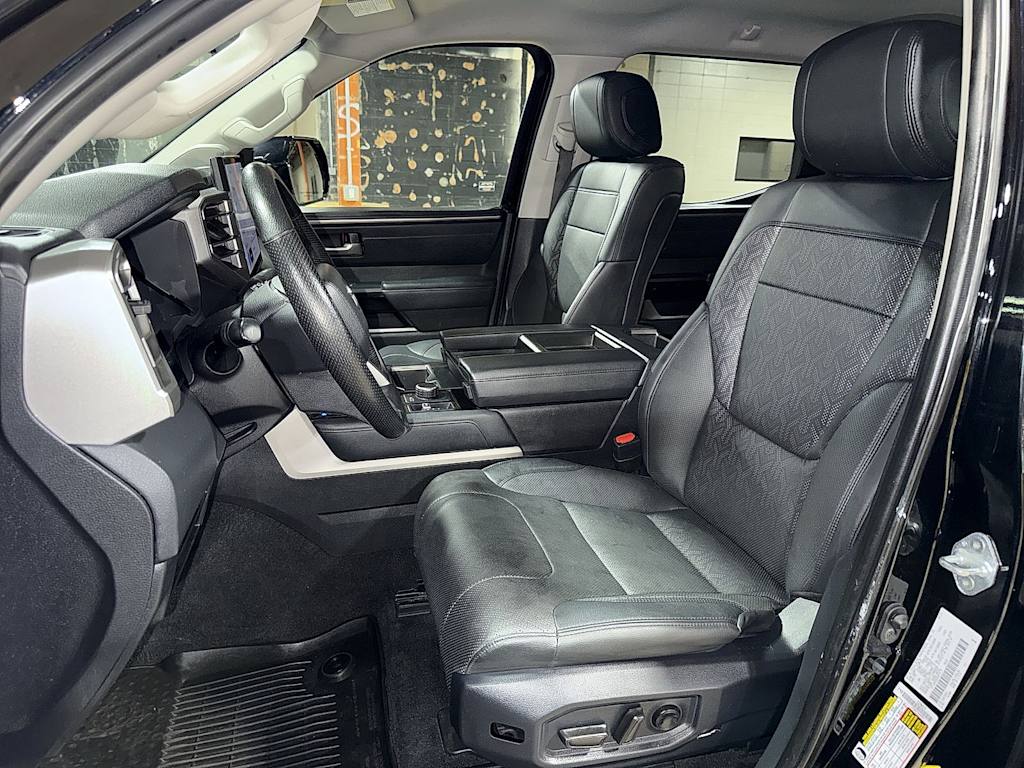 Thumbnail: 2022 Toyota Tundra - 9