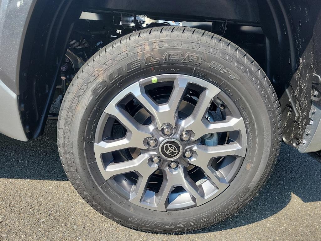 Thumbnail: 2023 Toyota Tundra - 3