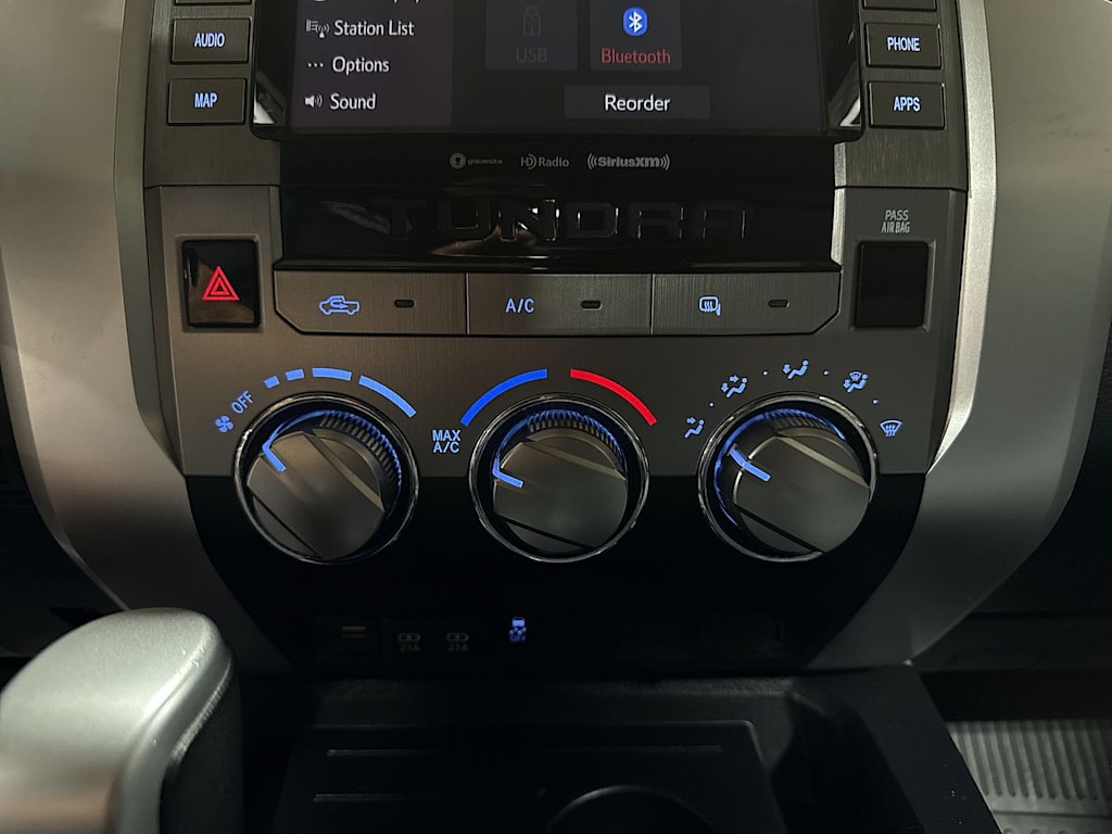 Thumbnail: 2021 Toyota Tundra - 23