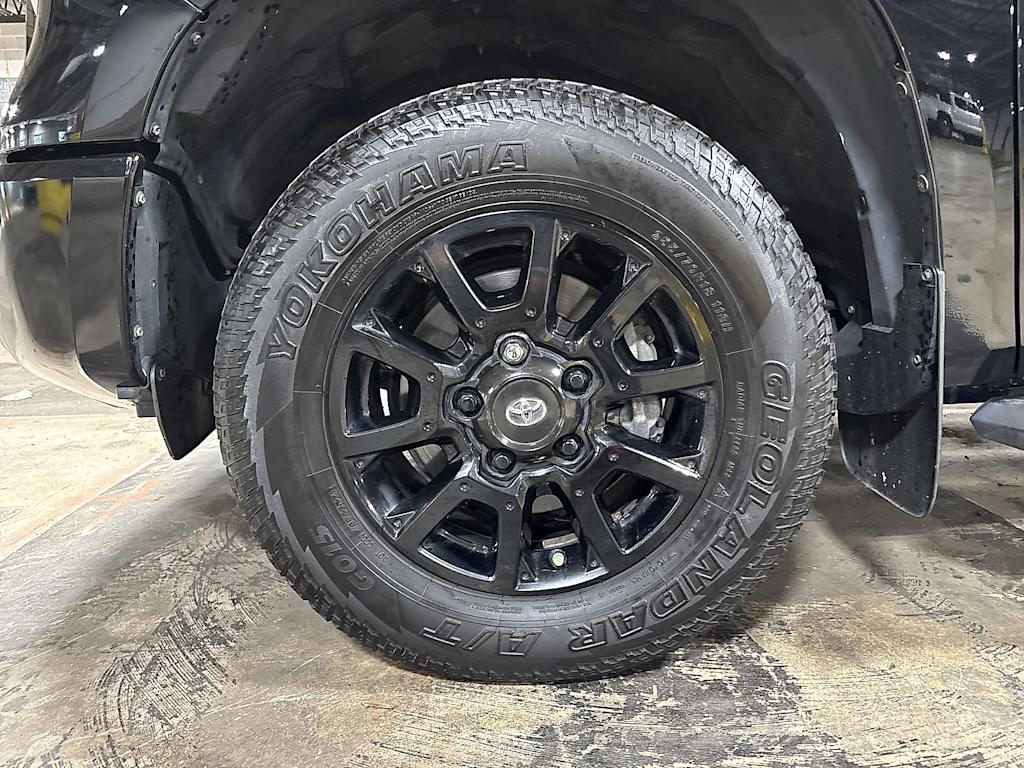 Thumbnail: 2021 Toyota Tundra - 6