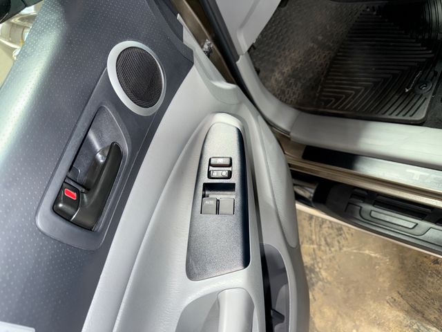 Thumbnail: 2015 Toyota Tacoma - 25