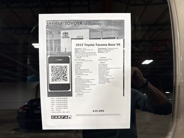 Thumbnail: 2015 Toyota Tacoma - 16