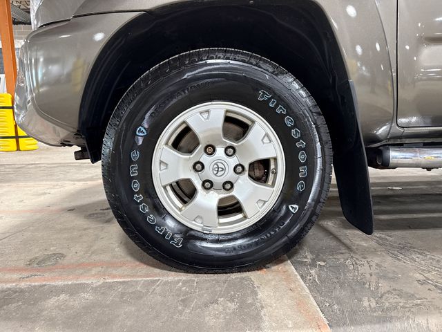 Thumbnail: 2015 Toyota Tacoma - 6