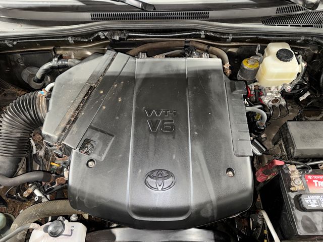 Thumbnail: 2015 Toyota Tacoma - 7