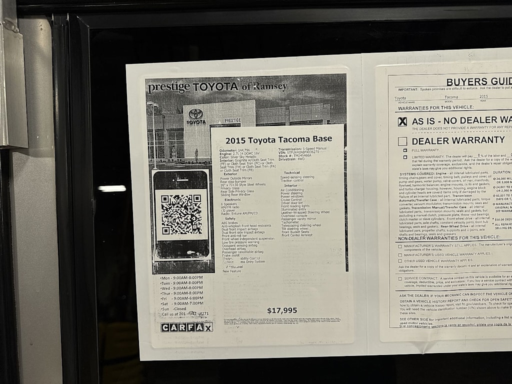 Thumbnail: 2015 Toyota Tacoma - 18