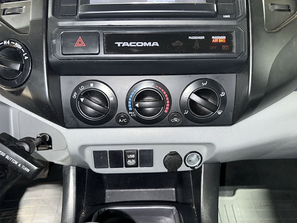 Thumbnail: 2015 Toyota Tacoma - 26