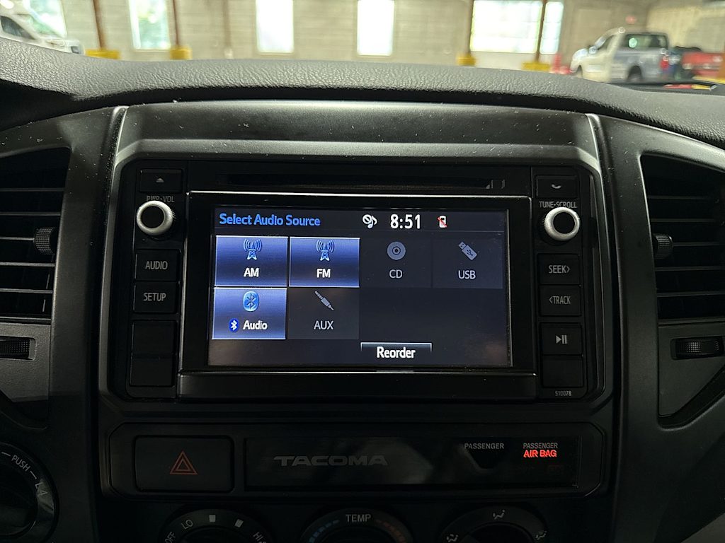 Thumbnail: 2015 Toyota Tacoma - 13