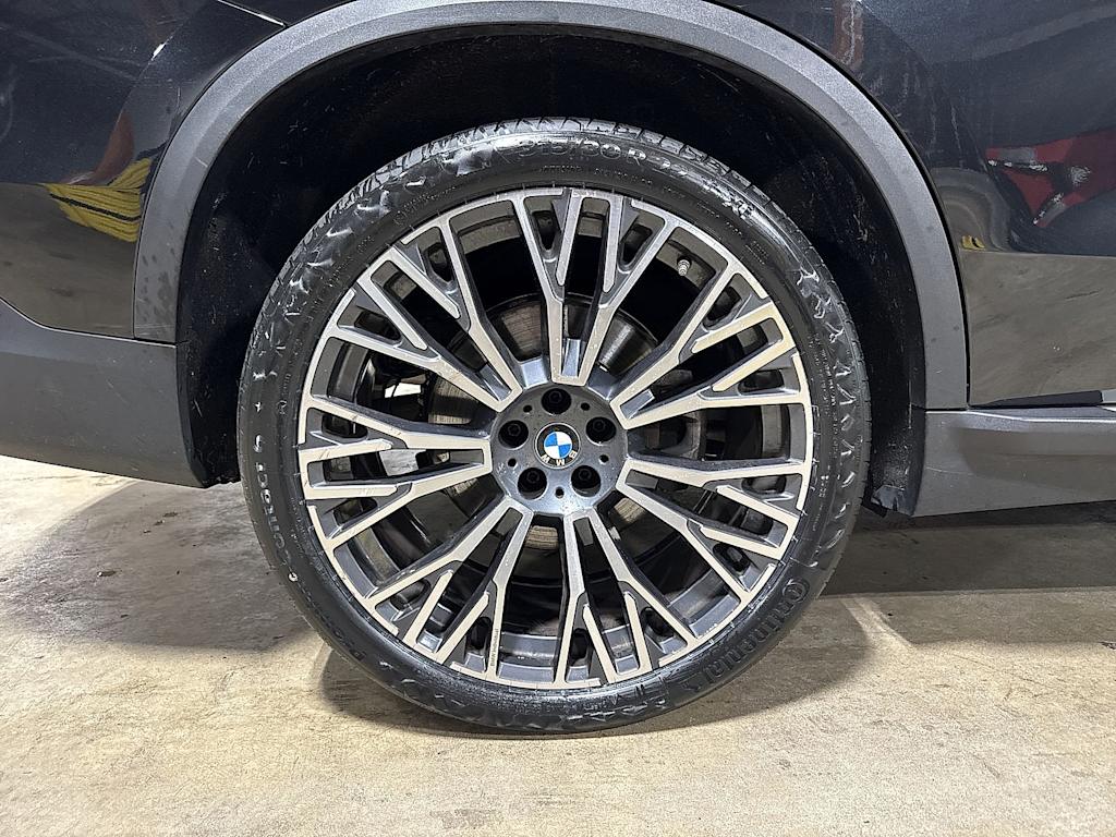 Thumbnail: 2024 BMW X5 - 8