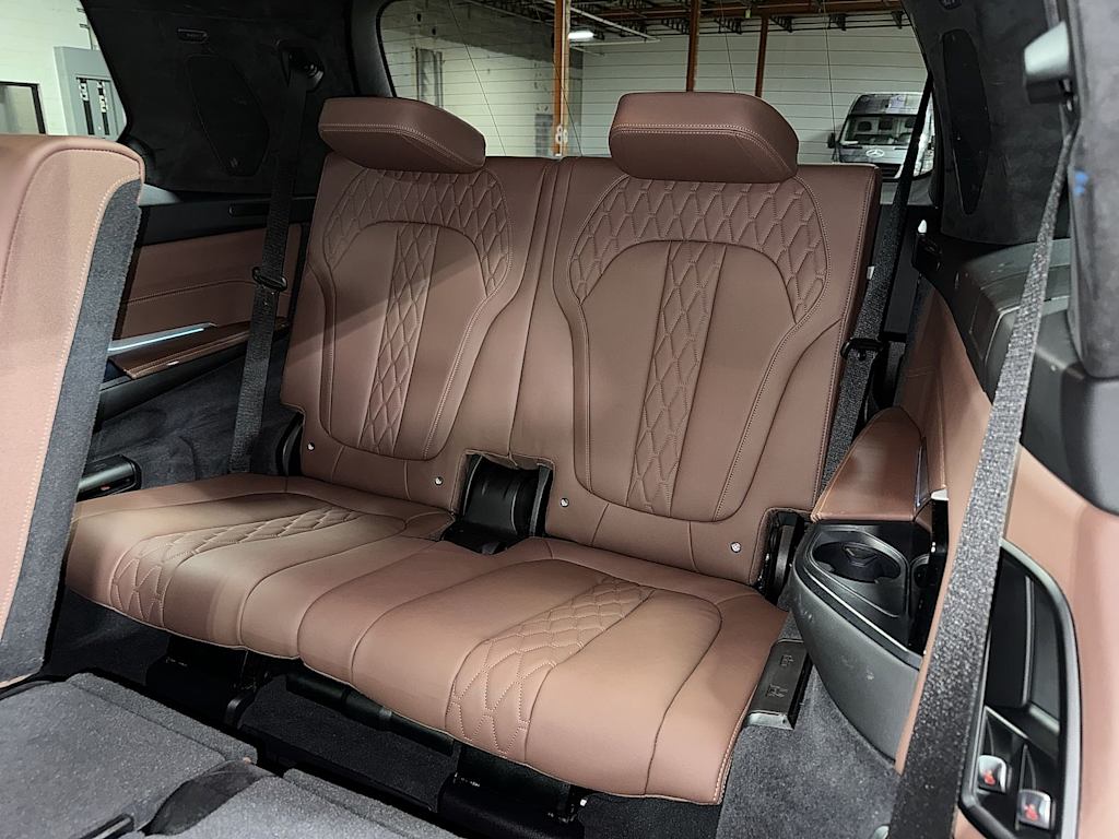 Thumbnail: 2025 BMW X7 - 22