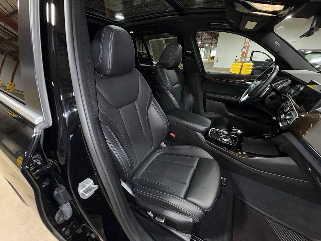 Thumbnail: 2022 BMW X3 - 10