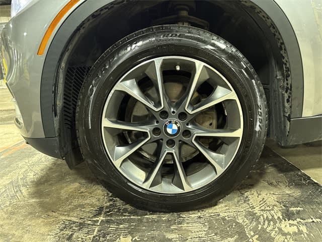Thumbnail: 2017 BMW X5 - 7