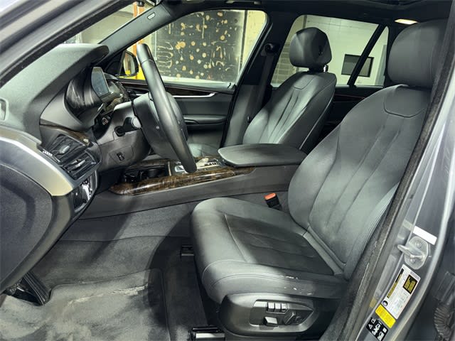 Thumbnail: 2017 BMW X5 - 10
