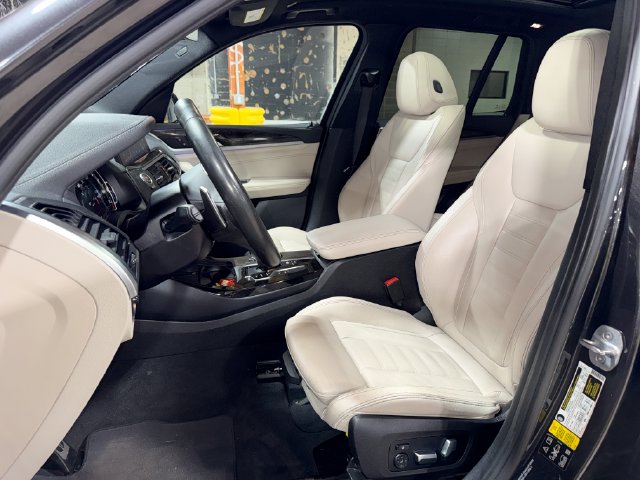 Thumbnail: 2019 BMW X3 - 8