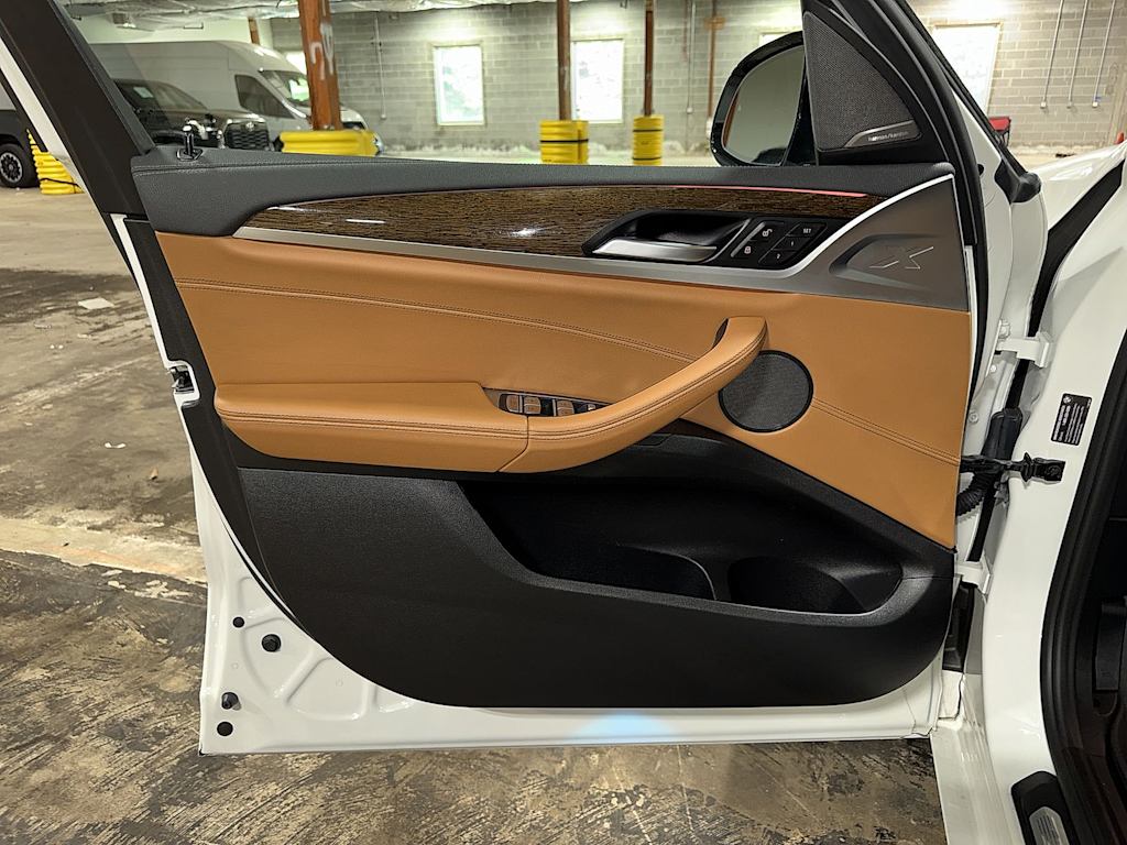 Thumbnail: 2021 BMW X3 - 32