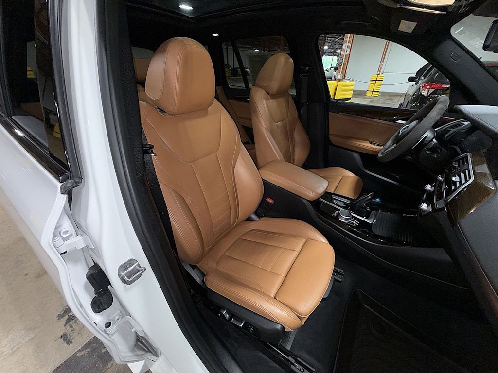 Thumbnail: 2021 BMW X3 - 10