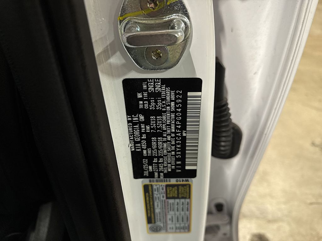 Thumbnail: 2023 Kia Sportage - 24