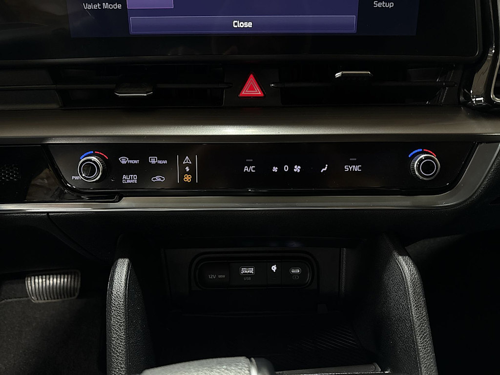 Thumbnail: 2023 Kia Sportage - 26