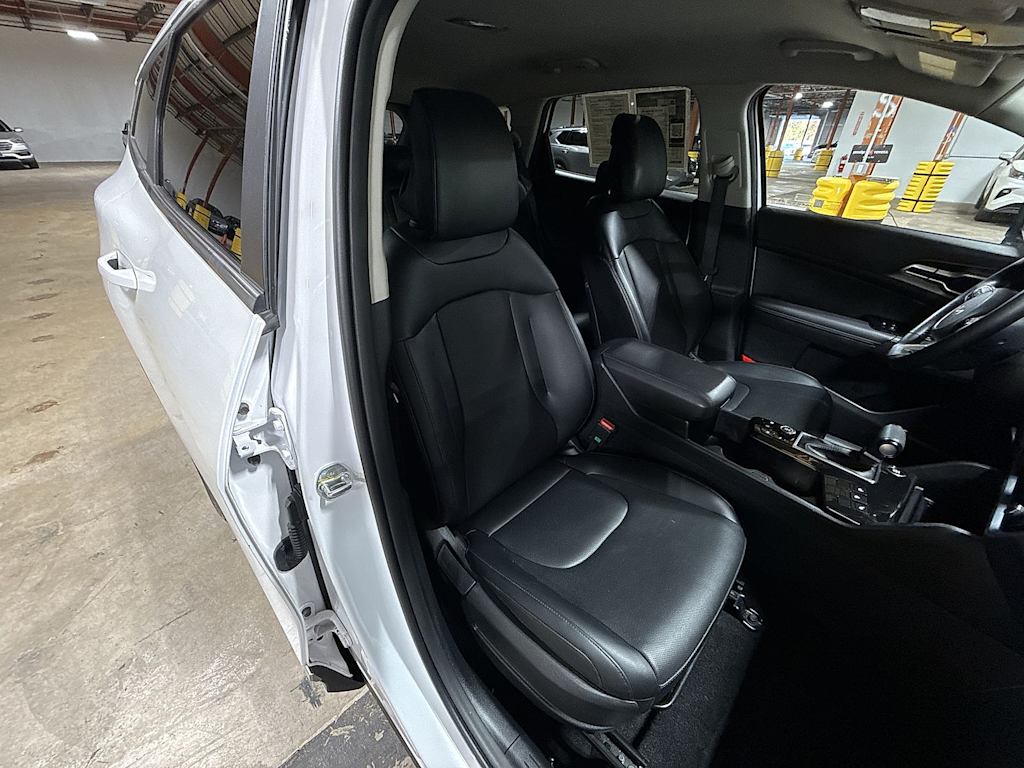 Thumbnail: 2023 Kia Sportage - 11