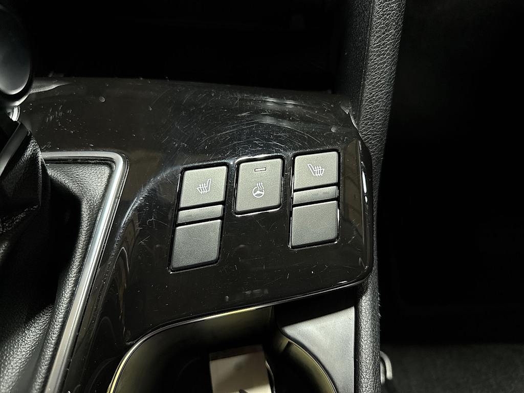 Thumbnail: 2023 Kia Sportage - 33