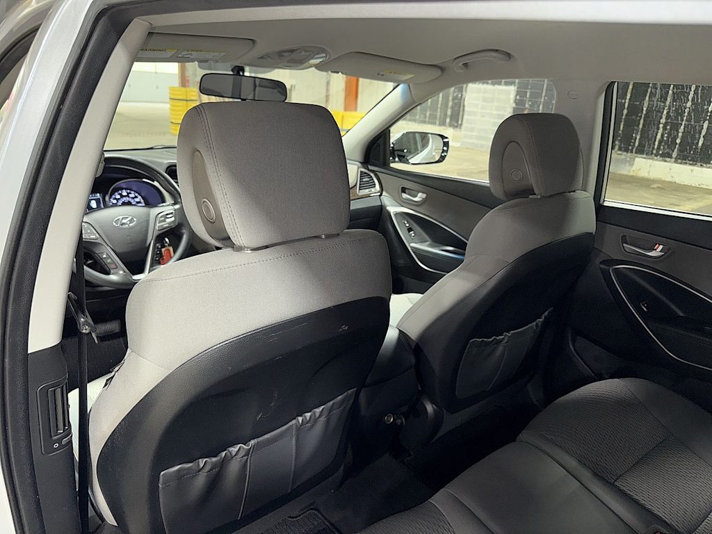 Thumbnail: 2017 Hyundai Santa Fe - 29