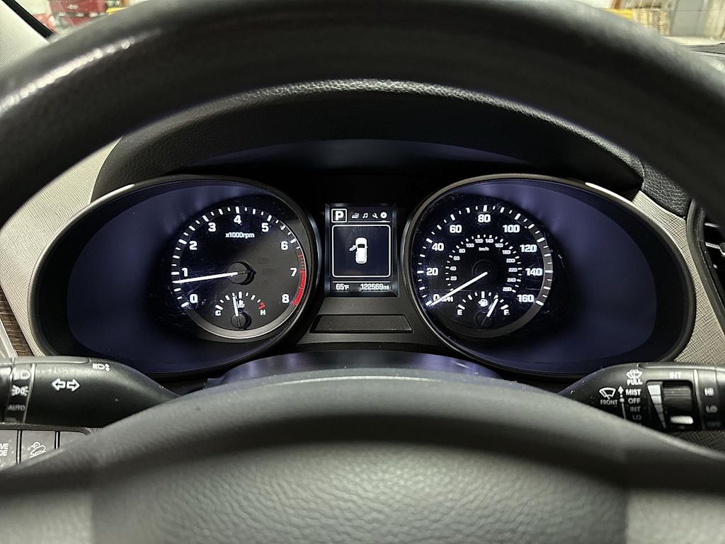 Thumbnail: 2017 Hyundai Santa Fe - 31