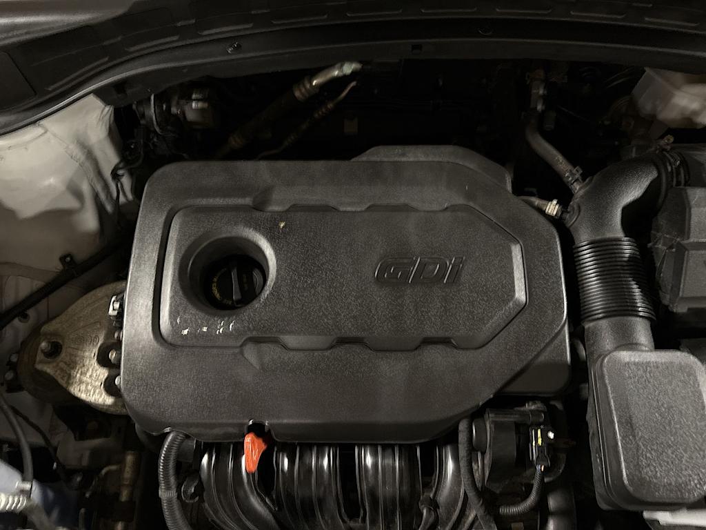 Thumbnail: 2017 Hyundai Santa Fe - 8