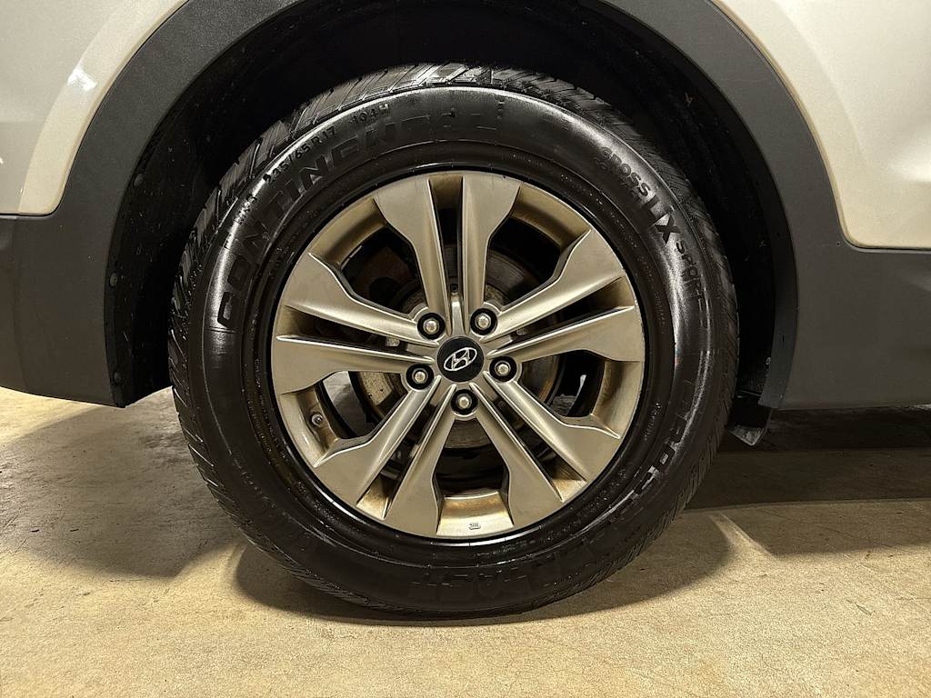 Thumbnail: 2016 Hyundai Santa Fe - 7