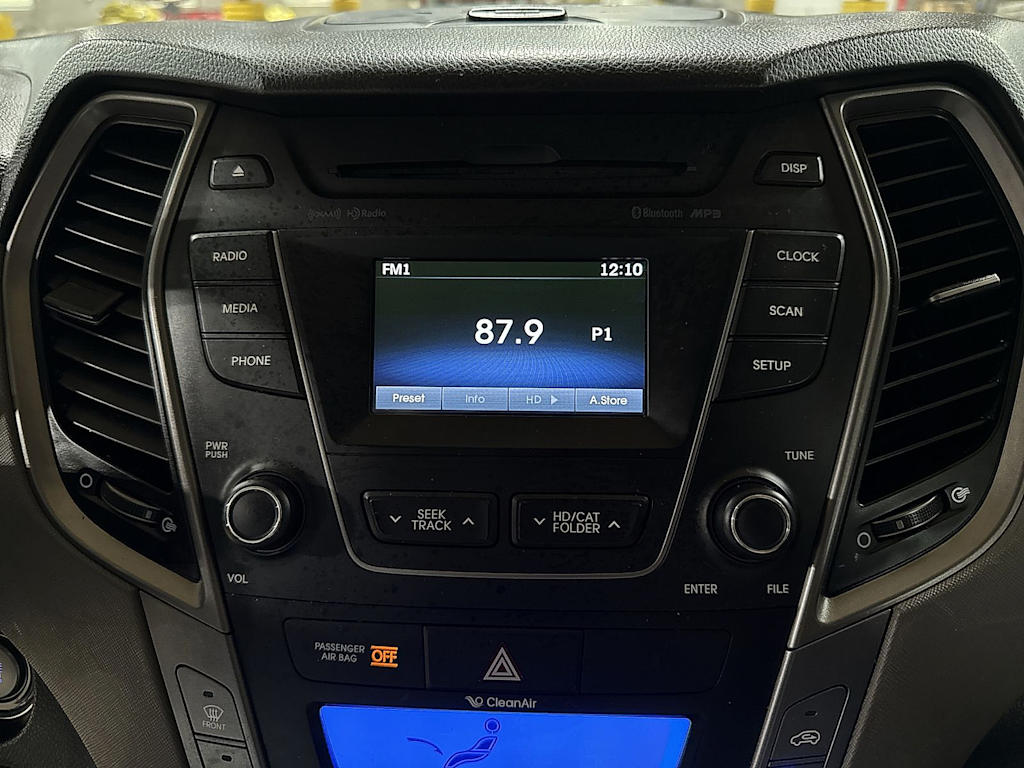 Thumbnail: 2016 Hyundai Santa Fe - 23