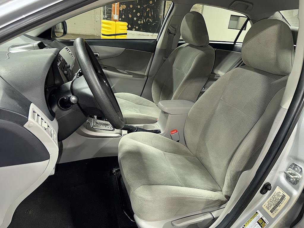 Thumbnail: 2012 Toyota Corolla - 8