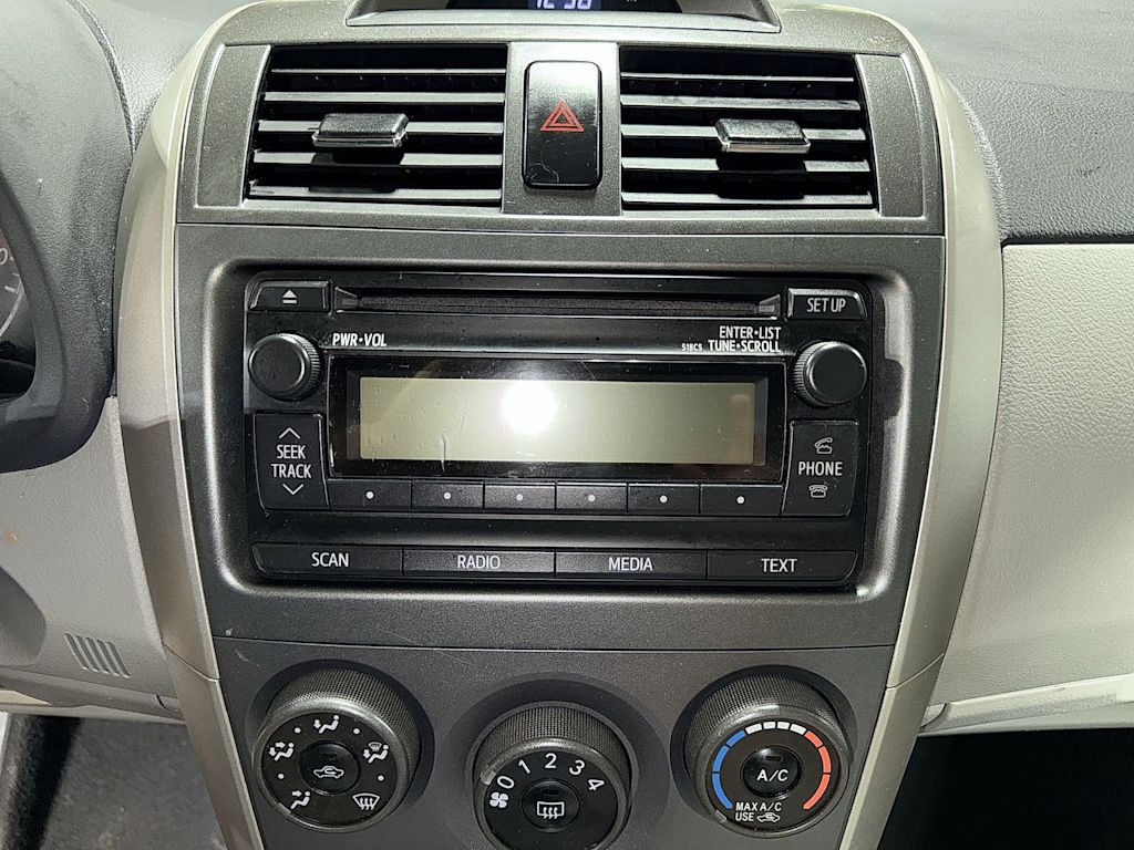 Thumbnail: 2012 Toyota Corolla - 23