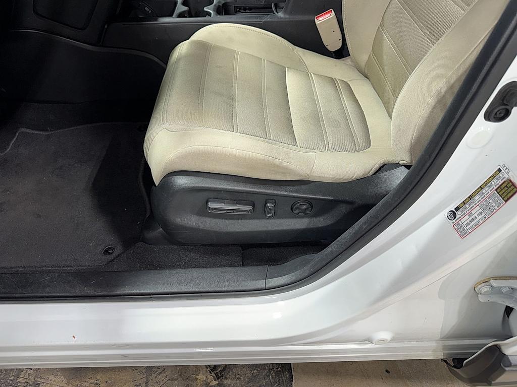 Thumbnail: 2019 Honda CR-V - 26